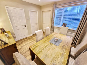 Photo 7- click for photo gallery